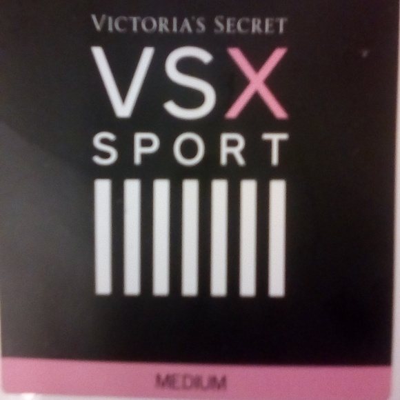 Victoria's Secret VSX Sport bra - Picture 4 of 5